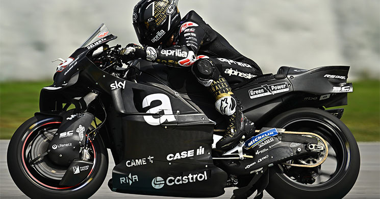 MaverickVinales-24235443.jpg