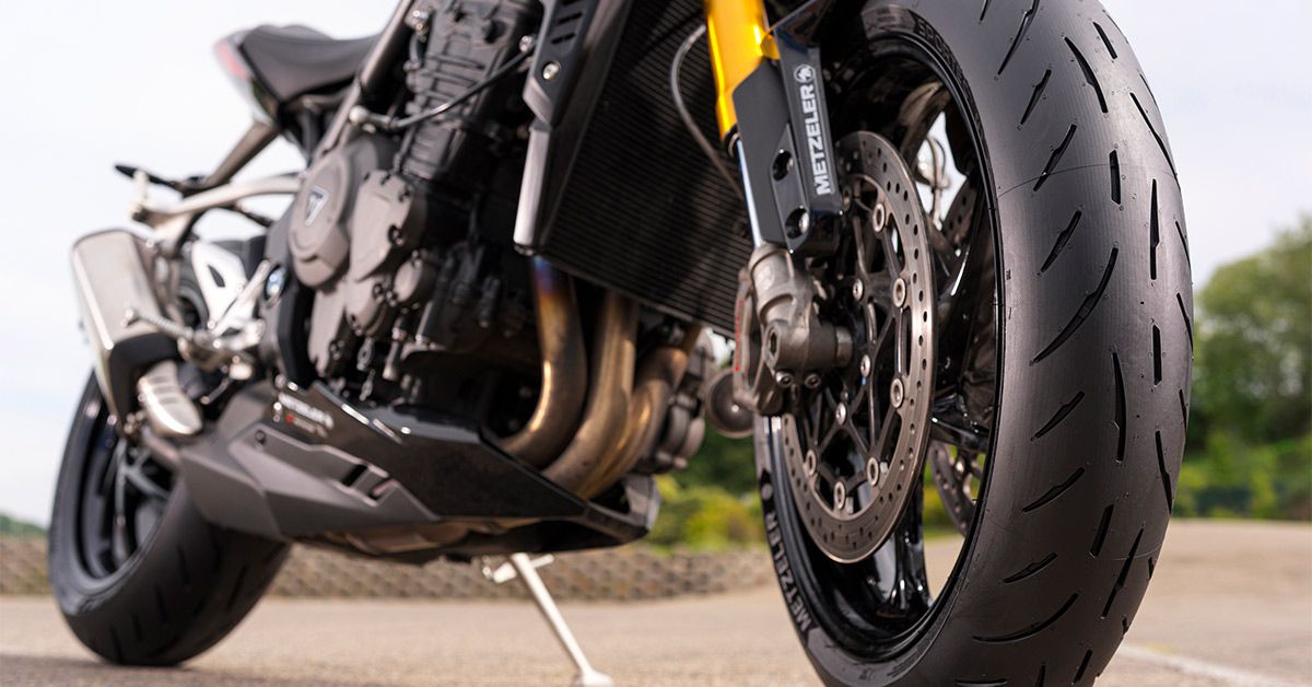 Metzelers01_compressed