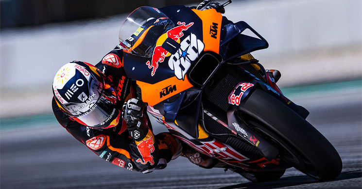 MiguelOliveiraKTM(1).jpg