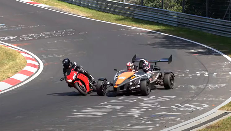 /MotoCoche.jpg