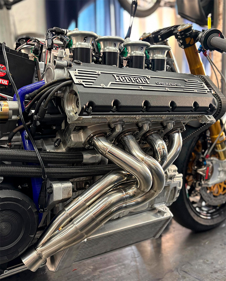 MotoFerrariV8