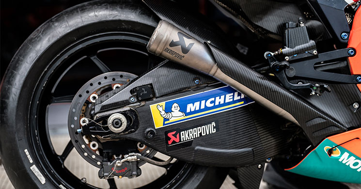 MotoGP-Akrapovic.jpg