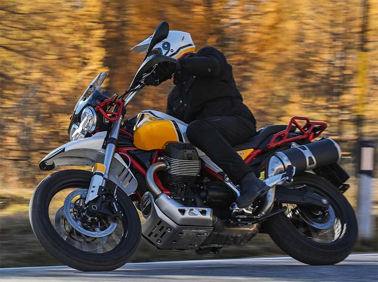 MotoGuzziV85TT-4.jpg