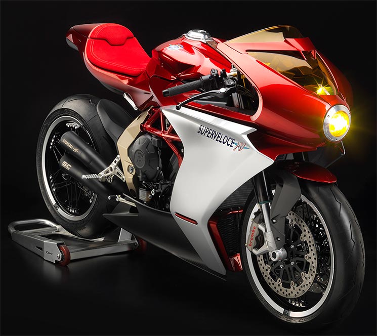 MvAgusta-SuperVeloce800-SerieOro-3.jpg