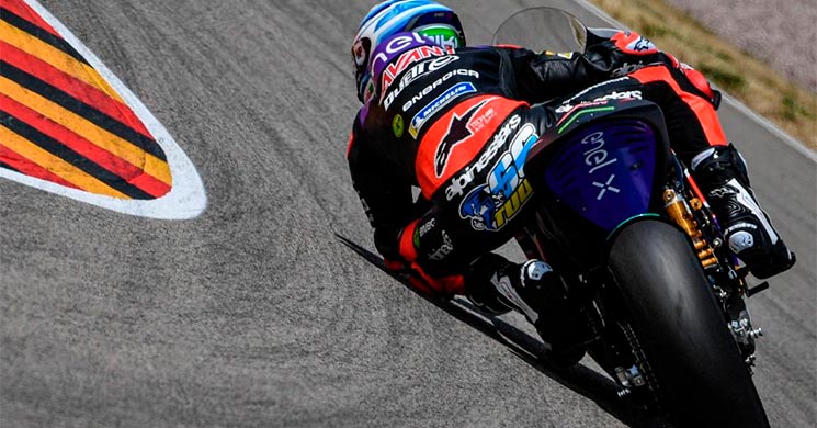 /NikiTuuli2019MotoE.jpg