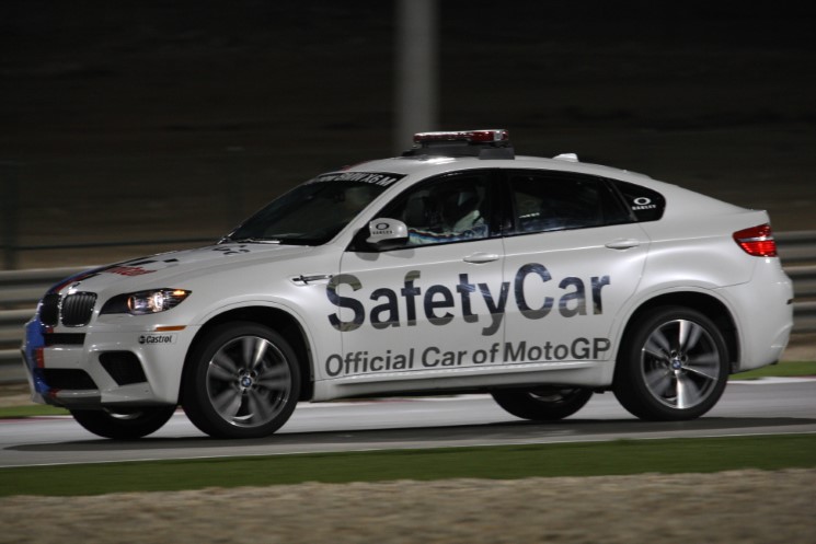 bmw-x6-m-safety-car