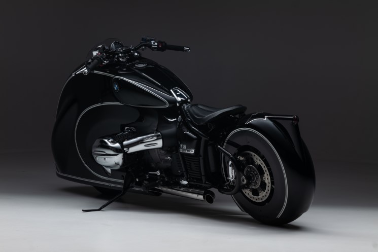 BMW R18 Custom Bike