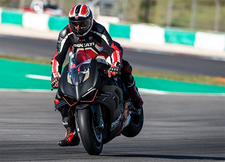 PanigaleV4-SP2-1.jpg