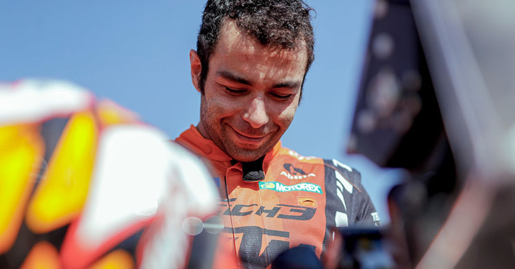 petrucci-345.jpg