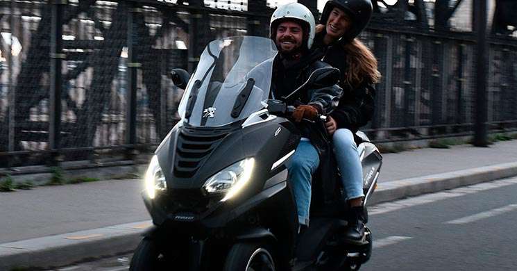 PeugeotMoto_compressed.jpg