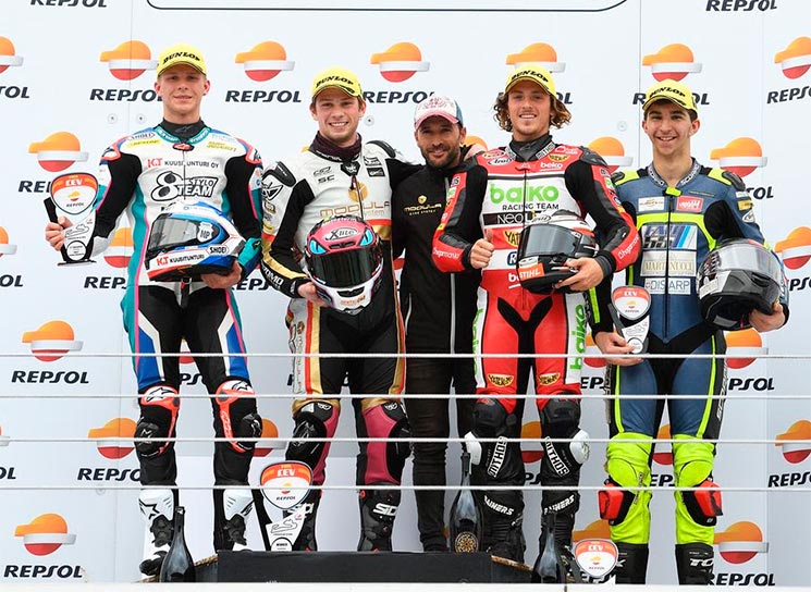 moto2 podio