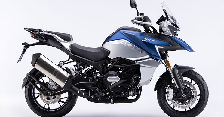 QJMOTOR-SRT800.jpg