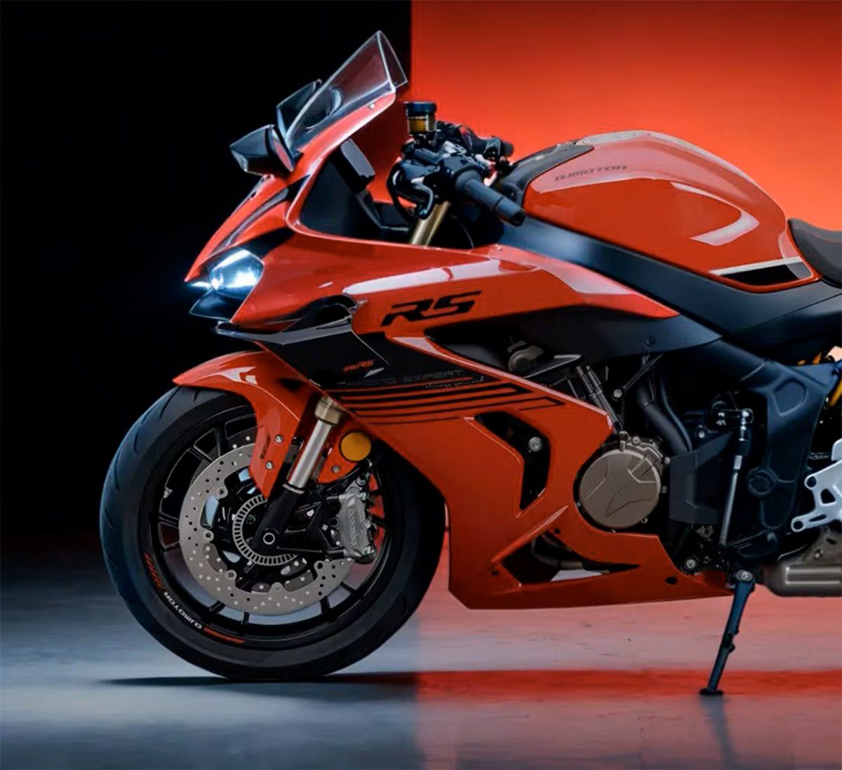 QJMOTOR600RS_compressed