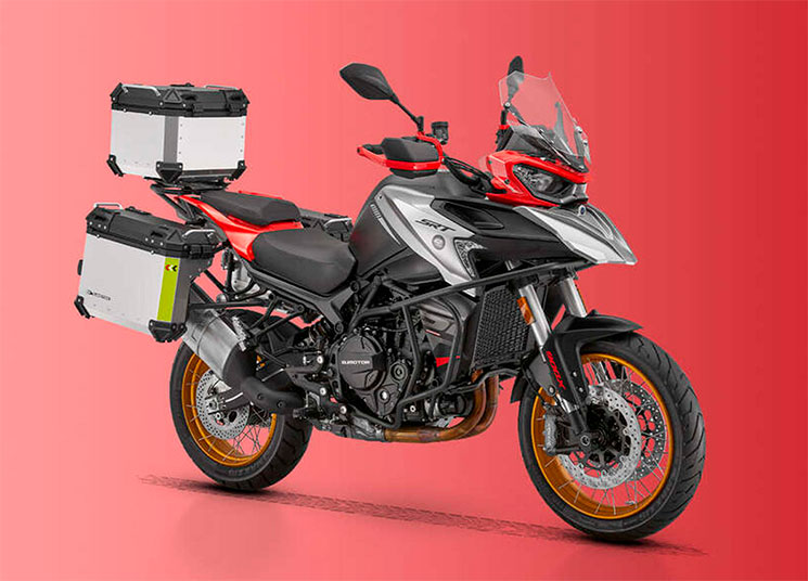 QJMOTORSRT900SX