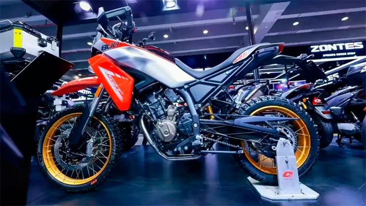 /QJMOTOR_SRT-800RX