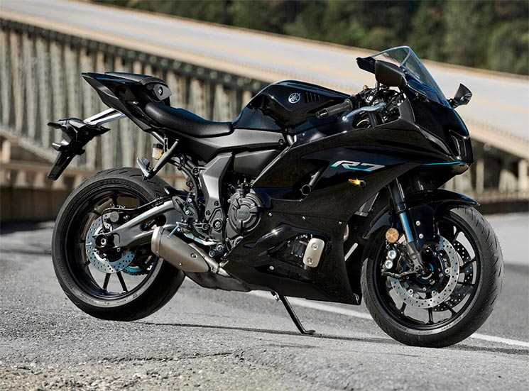 R7Yamaha2022.jpg