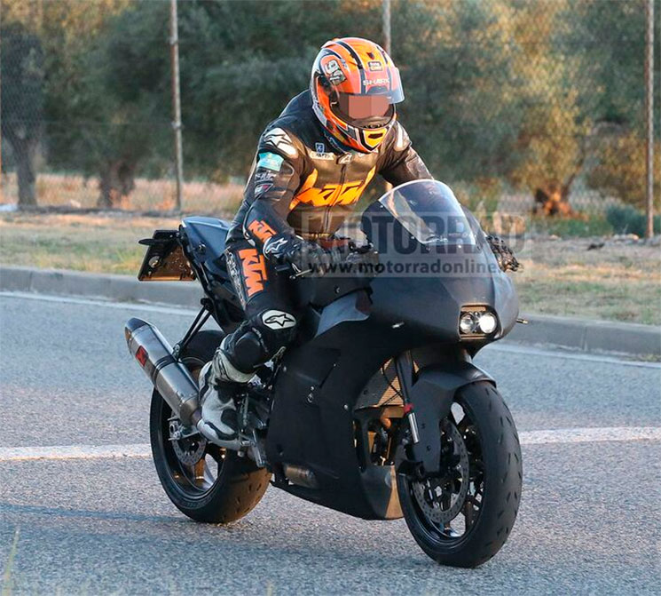 rc 8c street