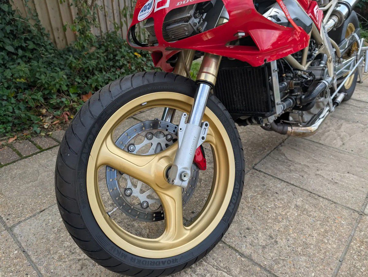 /Ducati916Drag