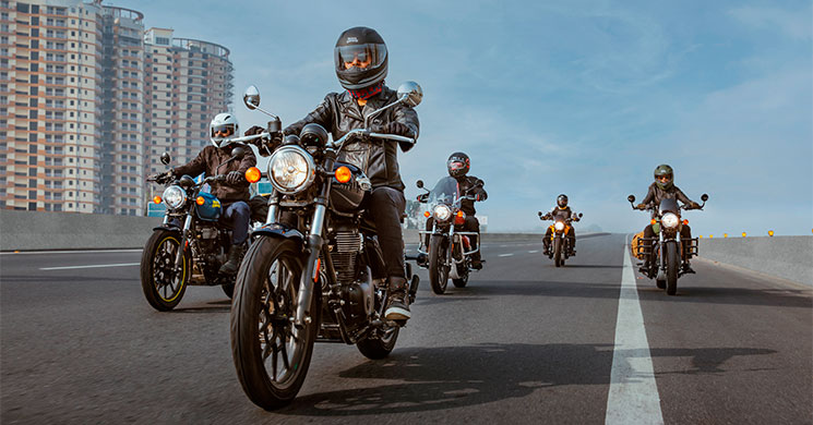 rOYALENFIELD(1).jpg