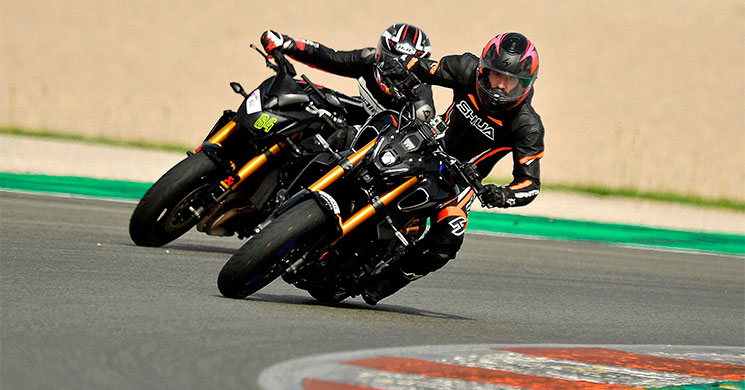 Racing100Valencia.jpg