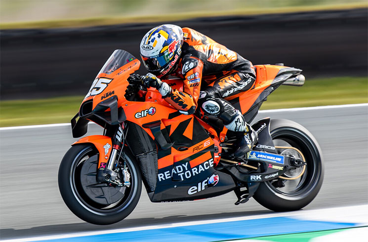 s/RaulFernandez-3245346t.jpg