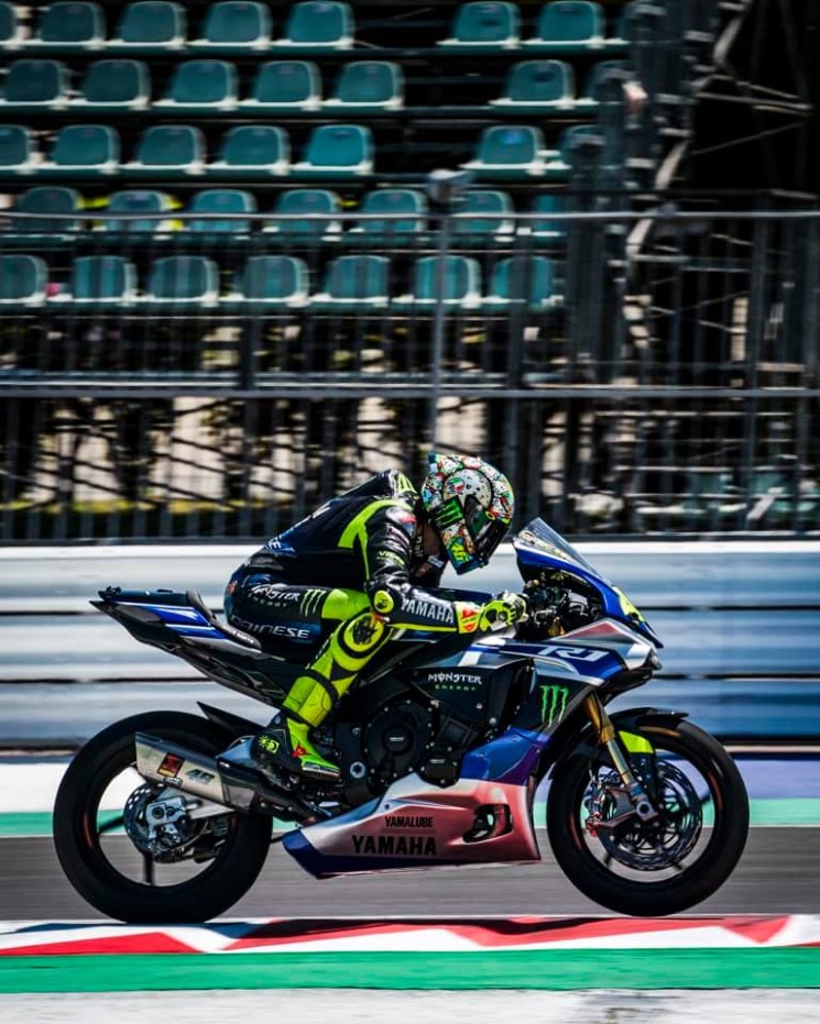 Rossi-Misano-Yamaha-R1