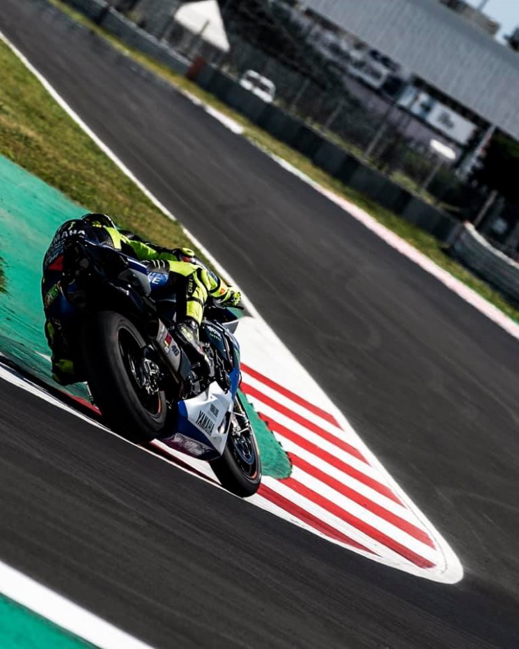 Rossi-Misano-Yamaha-R1