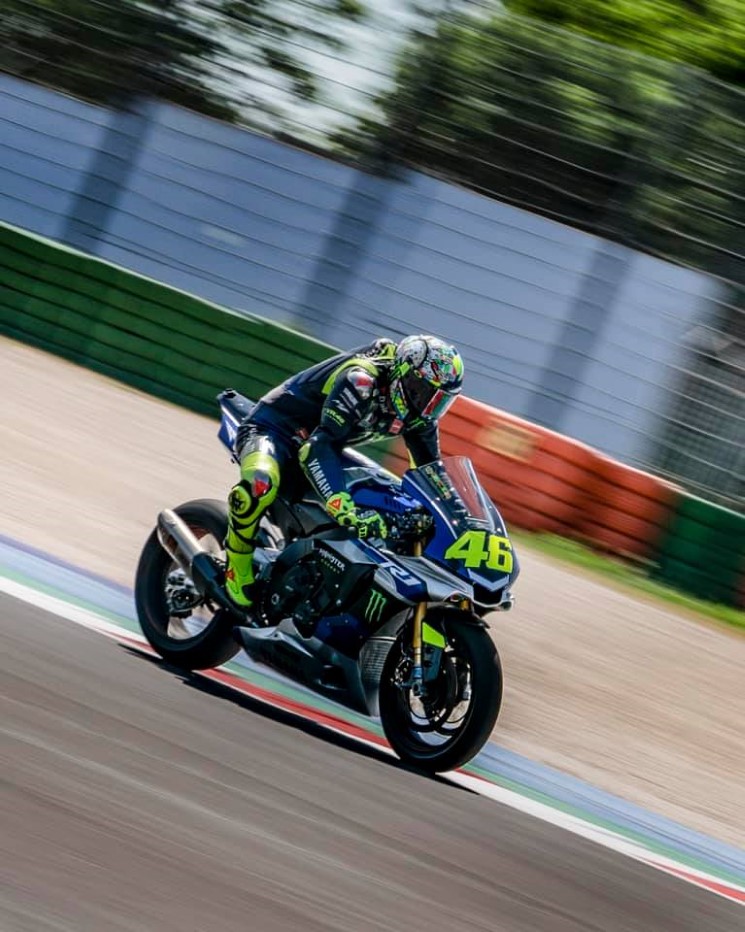 Rossi-Misano-Yamaha-R1