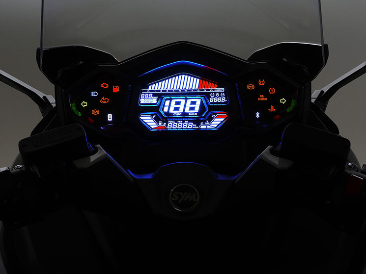 /SYM-Maxsym-TL1-3.jpg
