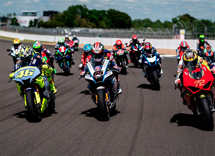 /SilverstoneTrackdayMonster-1.jpg