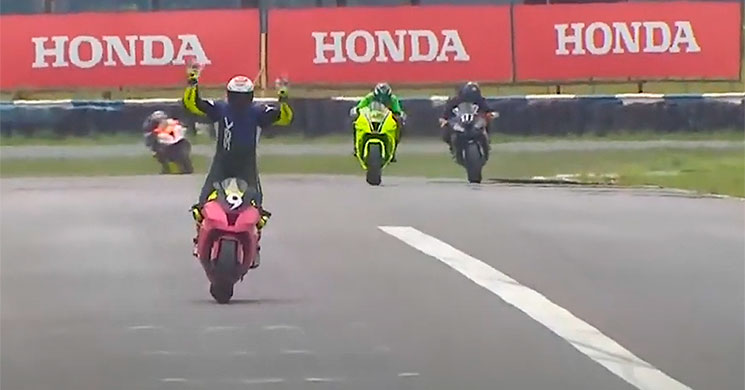 SuperbikePiloto.jpg