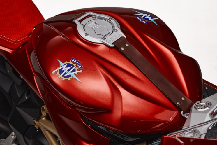 /MVAgusta-Superveloce-75-anniversario