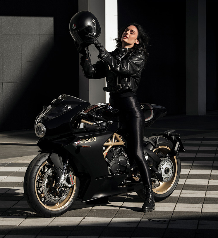 Superveloce800-MV-Agusta--3.jpg