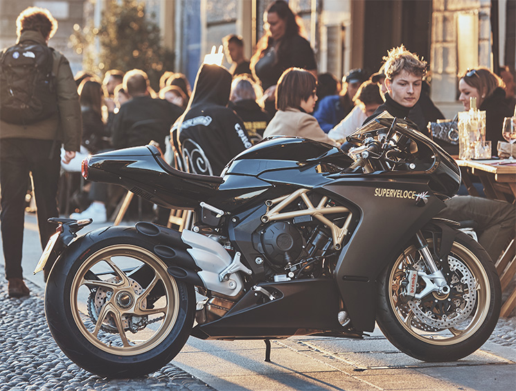 Superveloce800-MV-Agusta