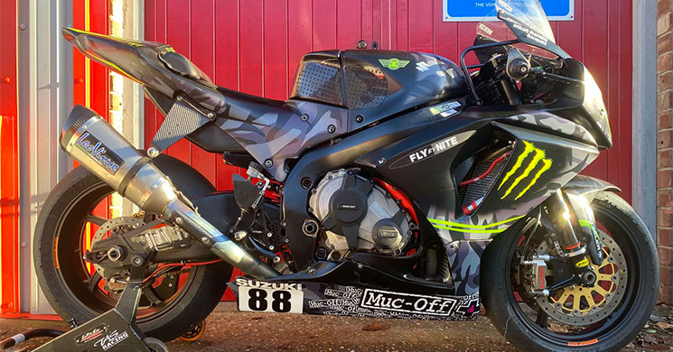 /Suzuki2013-GuyMartin.jpg