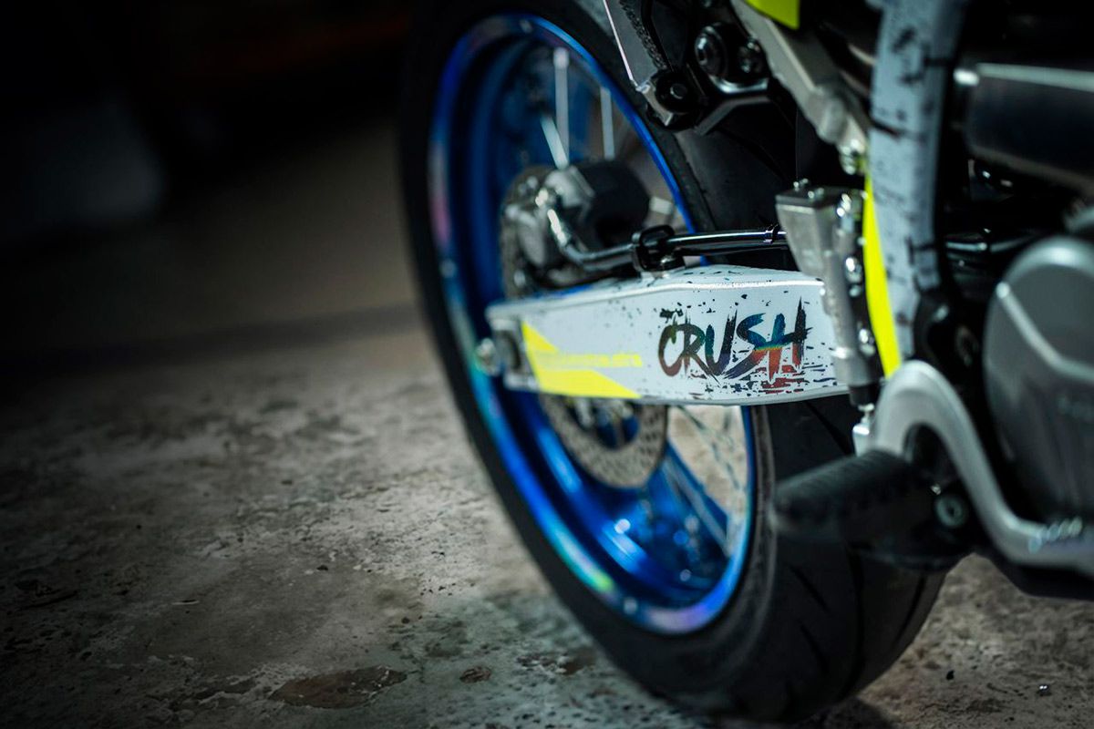 SuzukiDRZ400SM-Crush