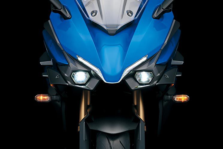 SuzukiGSX-S1000GT-2022-