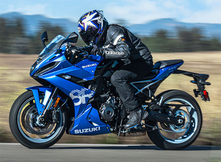 suzuki gsxr8r