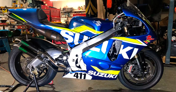 /SuzukiRGV500