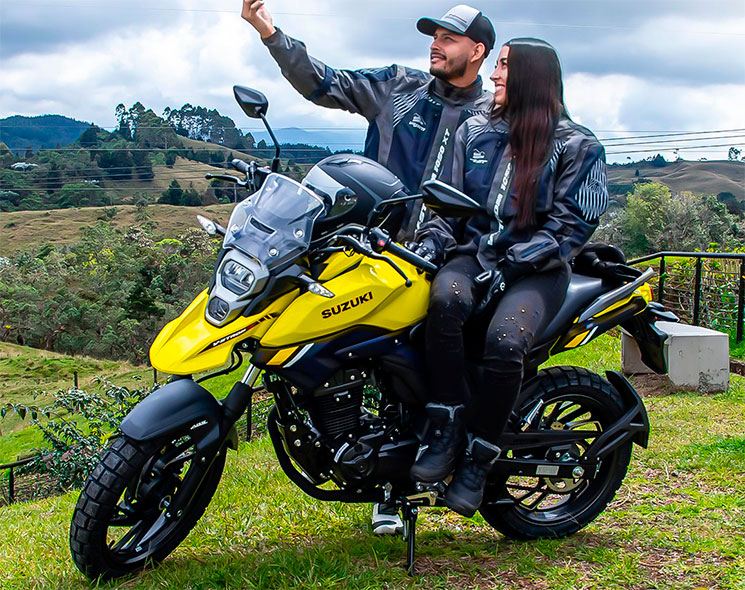 SuzukiV-Strom160-1.jpg