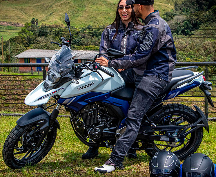 SuzukiV-Strom160-1.jpg