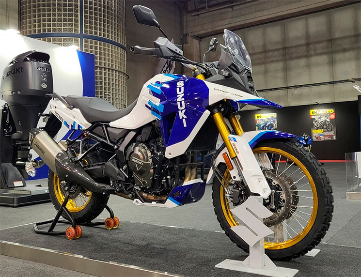 SuzukiVstromDjebel1.jpg