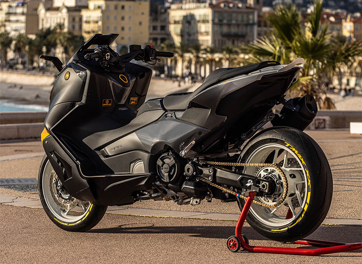 TMAX-XX