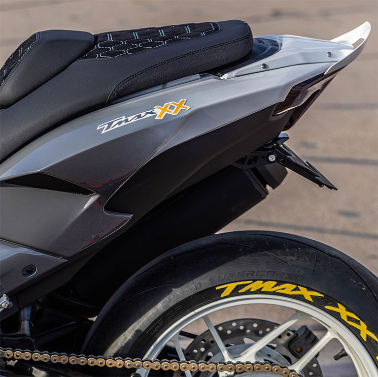 TMAX-XX