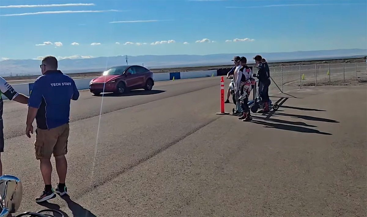 tesla circuito motos
