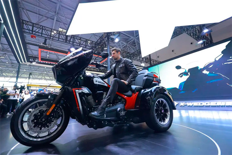 /TrikeVT2000-