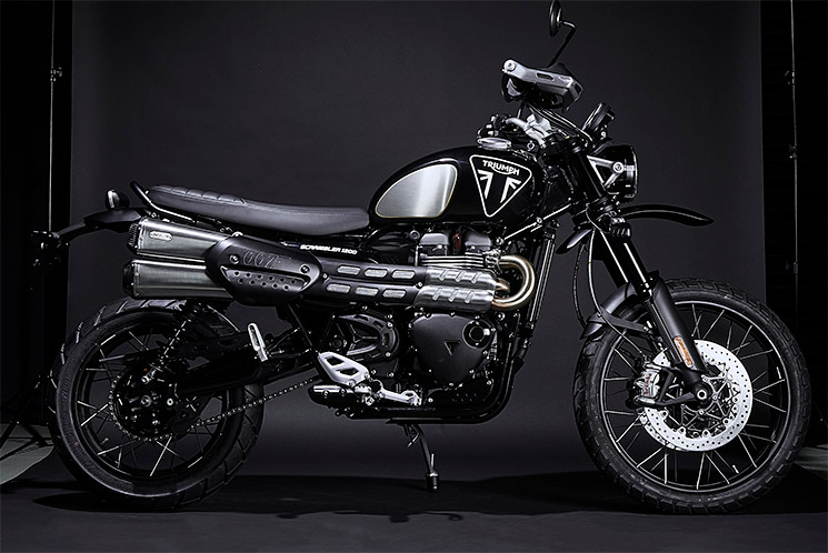 Triumph-Scrambler-1200-James-Bond.
