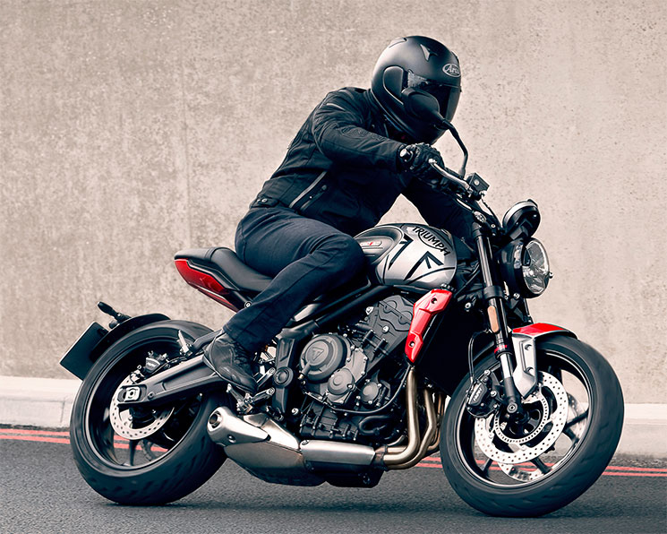Trident-660-Triumph