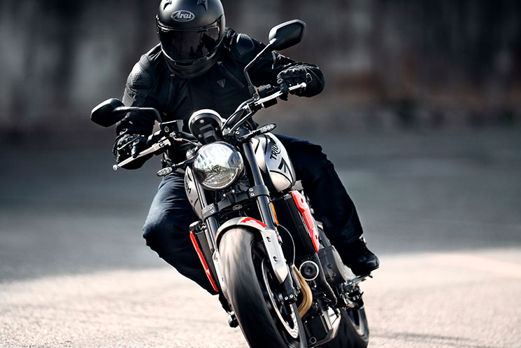 Trident-660-Triumph