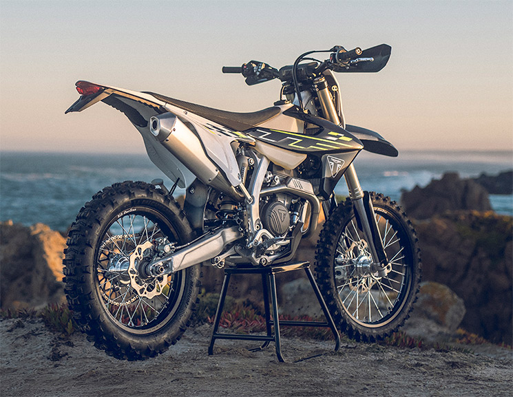 /TriumphEnduro-2.jpg